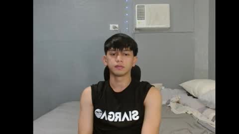 Snapshot of mrshawn95 chatting on 10, 10, 2025 shawn online show from 10, 10, 2025