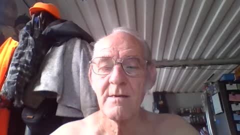 Chuck online show from 4, 6, 2026