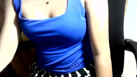 Snapshot of ms_asian19 chatting on 4, 7, 2026 ms_asian19 online show from 4, 7, 2026