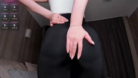 Snapshot of ms_elizabethqueen chatting on 19, 10, 2025 Elizabeth online show from 19, 10, 2025