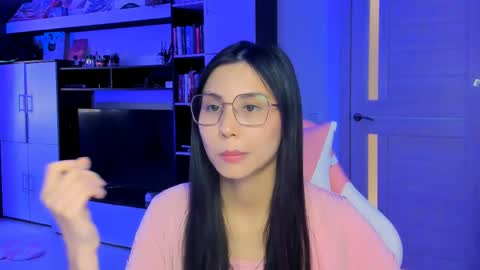 ms_emily_ online show from 14, 5, 2026