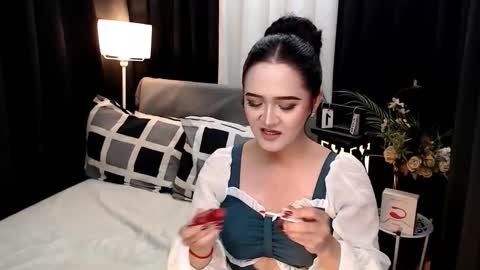 Snapshot of ms_grey4u chatting on 20, 11, 2025 Ash online show from 20, 11, 2025