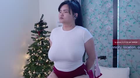 R o r i  SnapChat heyroriv2 wednesday - sunday Noon oclock mountain - 5pm mountain online show from 16, 1, 2025