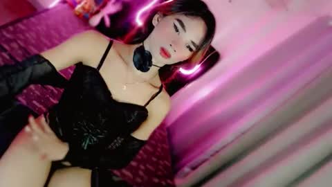 mscherry_ online show from 6, 3, 2026