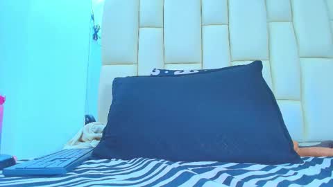 Snapshot of mss_mar chatting on 1, 11, 2025 FERNANDA 3 online show from 1, 11, 2025