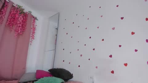 Chloe new account online show from 4, 2, 2026