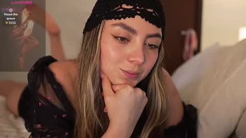 Sophie  online show from 11, 6, 2026