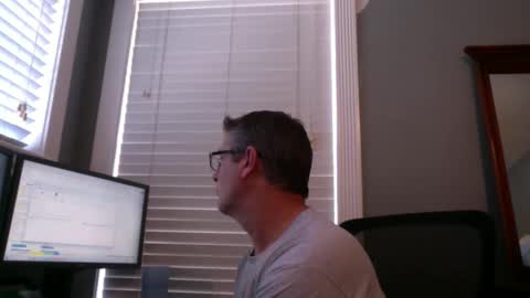 Snapshot of mtbrdr76 chatting on 22, 5, 2026 Fun time Daddy online show from 22, 5, 2026