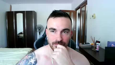 Snapshot of mu5clemania chatting on 10, 6, 2026 Victor online show from 10, 6, 2026