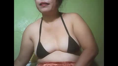 muffy_bunny online show from 15, 2, 2025