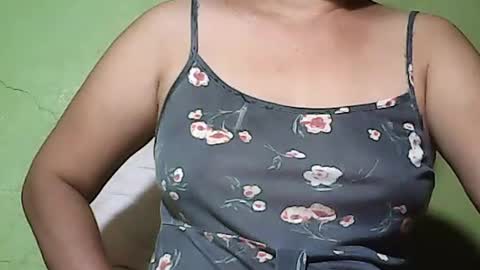 Snapshot of muffy_bunny chatting on 27, 6, 2026 muffy_bunny online show from 27, 6, 2026