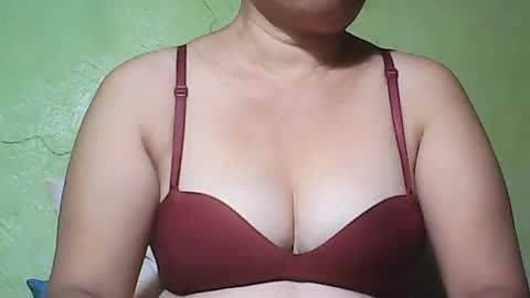 Snapshot of muffy_bunny chatting on 19, 7, 2026 muffy_bunny online show from 19, 7, 2026