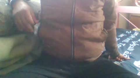 Snapshot of muhra chatting on 25, 11, 2025 ATHAR - online show from 25, 11, 2025