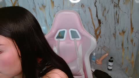 Snapshot of mulan_v chatting on 16, 1, 2025 Live 800am 200pm COLOMBIAN HOUR online show from 16, 1, 2025