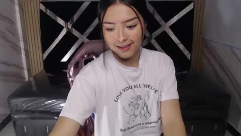 Snapshot of mulan_v chatting on 18, 2, 2025 Live 800am 200pm COLOMBIAN HOUR online show from 18, 2, 2025