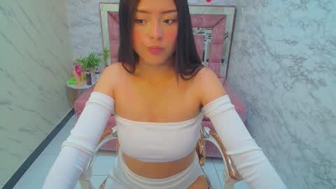 Snapshot of mulan_v chatting on 5, 3, 2025 Live 800am 200pm COLOMBIAN HOUR online show from 5, 3, 2025