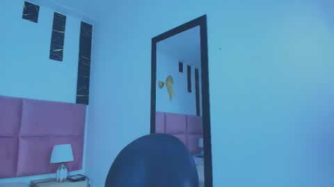 Snapshot of muller_asher chatting on 4, 11, 2025 Muller Asher online show from 4, 11, 2025