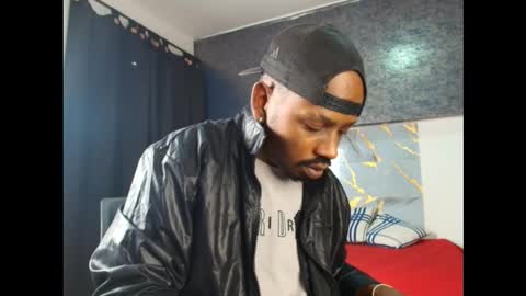 Snapshot of muller_asher chatting on 23, 11, 2025 Muller Asher online show from 23, 11, 2025