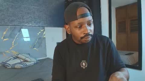 Snapshot of muller_asher chatting on 2, 12, 2025 Muller Asher online show from 2, 12, 2025