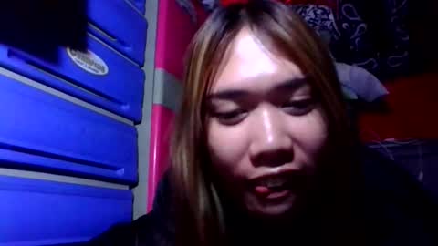 Snapshot of multicummerts chatting on 15, 10, 2025 multicummerts online show from 15, 10, 2025