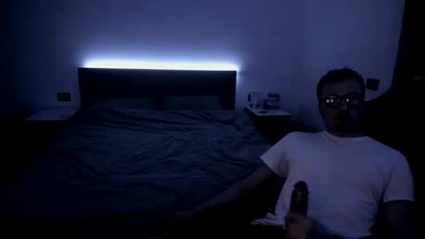 Snapshot of muna_sef chatting on 1, 3, 2026 muna_sef online show from 1, 3, 2026