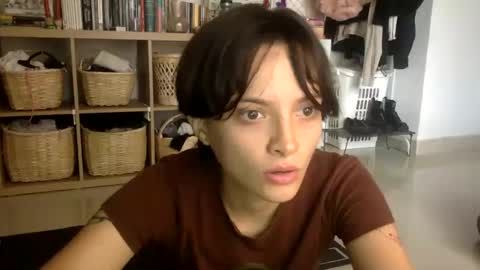 Snapshot of munchi_ chatting on 4, 12, 2024   online show from 4, 12, 2024