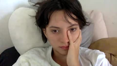 Snapshot of munchi_ chatting on 7, 1, 2025   online show from 7, 1, 2025