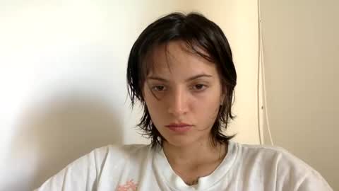 Snapshot of munchi_ chatting on 10, 1, 2025   online show from 10, 1, 2025