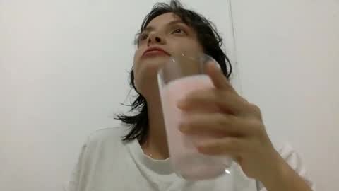 Snapshot of munchi_ chatting on 14, 1, 2025   online show from 14, 1, 2025