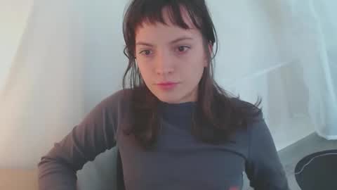   online show from 18, 11, 2025