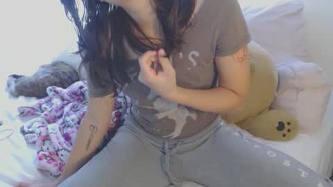   online show from 2, 12, 2025