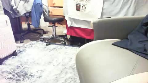 Snapshot of munchsomething chatting on 27, 10, 2025 munchsomething online show from 27, 10, 2025