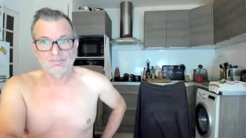 LOVELY JULIA  Peter DAY online show from 30, 11, 2025