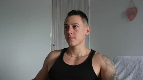 Snapshot of muscle_king_cum chatting on 14, 5, 2026 muscle_king_cum online show from 14, 5, 2026