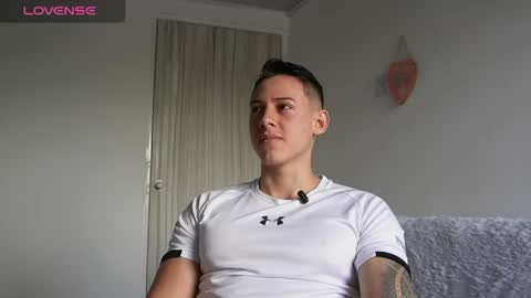 Snapshot of muscle_king_cum chatting on 20, 5, 2026 muscle_king_cum online show from 20, 5, 2026