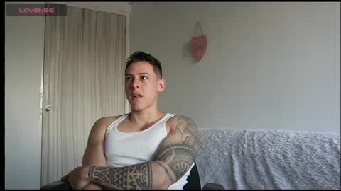 Snapshot of muscle_king_cum chatting on 1, 6, 2026 muscle_king_cum online show from 1, 6, 2026