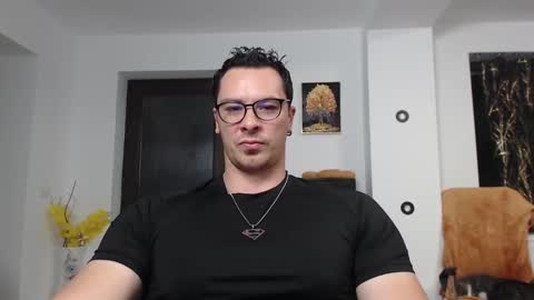 Snapshot of muscleaj69 chatting on 8, 11, 2025 AJ online show from 8, 11, 2025