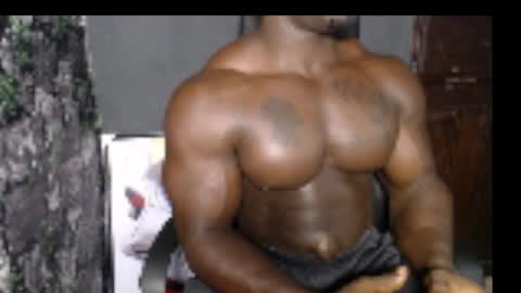musclegod23 online show from 9, 1, 2025