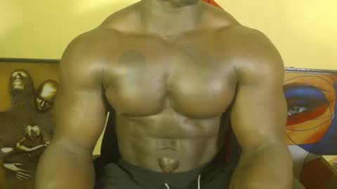 musclegod23 online show from 7, 3, 2025