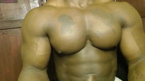musclegod23 online show from 19, 9, 2025