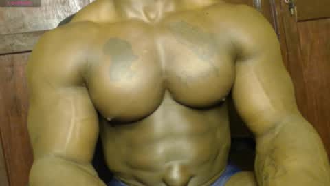 musclegod23 online show from 20, 9, 2025