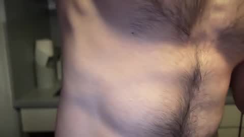 Snapshot of musclehair3 chatting on 26, 2, 2025 musclehair3 online show from 26, 2, 2025
