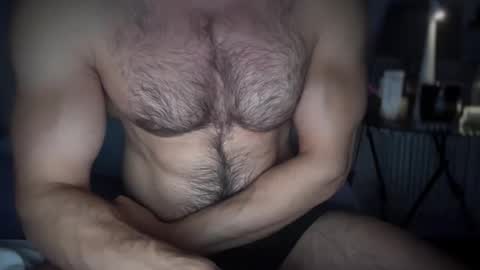 Snapshot of musclehair3 chatting on 14, 10, 2025 musclehair3 online show from 14, 10, 2025