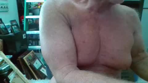 musclesandlittledick online show from 1, 4, 2026