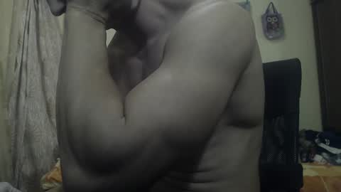 Snapshot of musculargod chatting on 28, 12, 2024 SexyMuscled online show from 28, 12, 2024