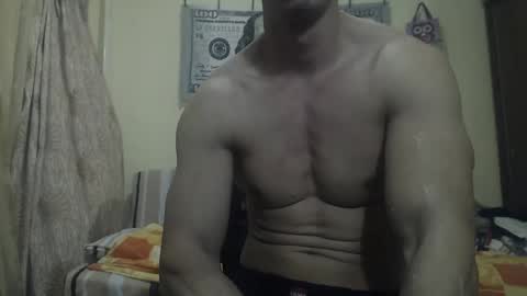 Snapshot of musculargod chatting on 30, 12, 2024 SexyMuscled online show from 30, 12, 2024