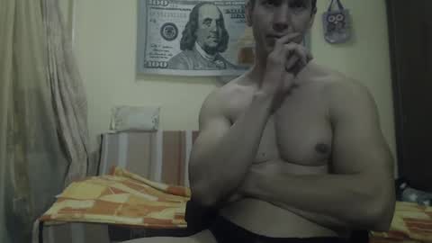 Snapshot of musculargod chatting on 3, 1, 2025 SexyMuscled online show from 3, 1, 2025