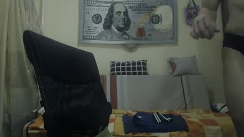 Snapshot of musculargod chatting on 6, 1, 2025 SexyMuscled online show from 6, 1, 2025