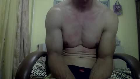 Snapshot of musculargod chatting on 20, 10, 2025 SexyMuscled online show from 20, 10, 2025