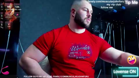 Snapshot of muscularjohnforu chatting on 2, 3, 2026 click icon for peach online show from 2, 3, 2026